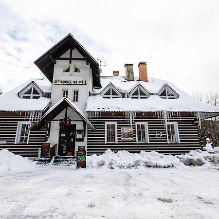 Hotylek Na Myte Hotel Harrachov Buitenkant foto
