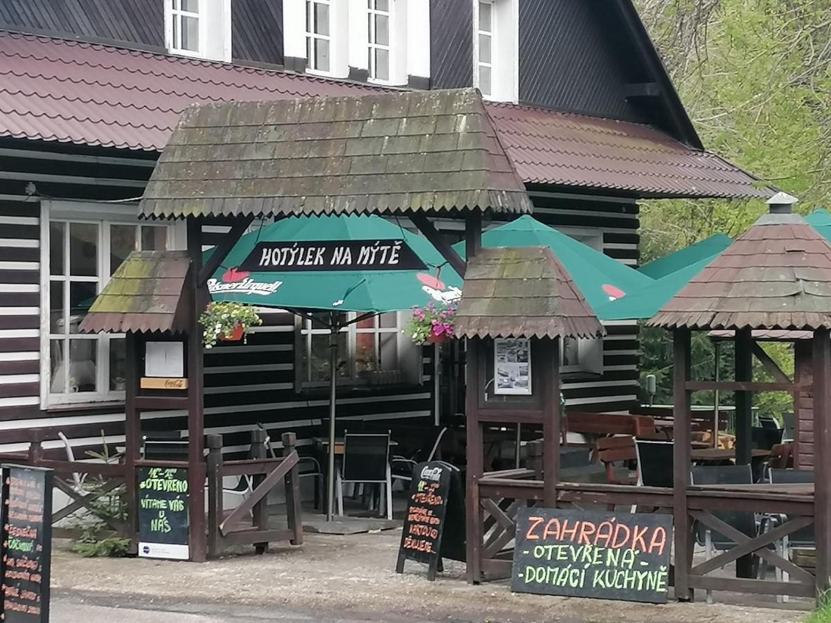 Hotylek Na Myte Hotel Harrachov Buitenkant foto