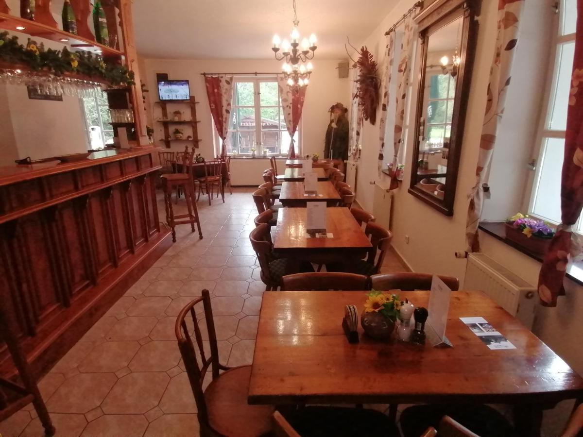 Hotylek Na Myte Hotel Harrachov Buitenkant foto