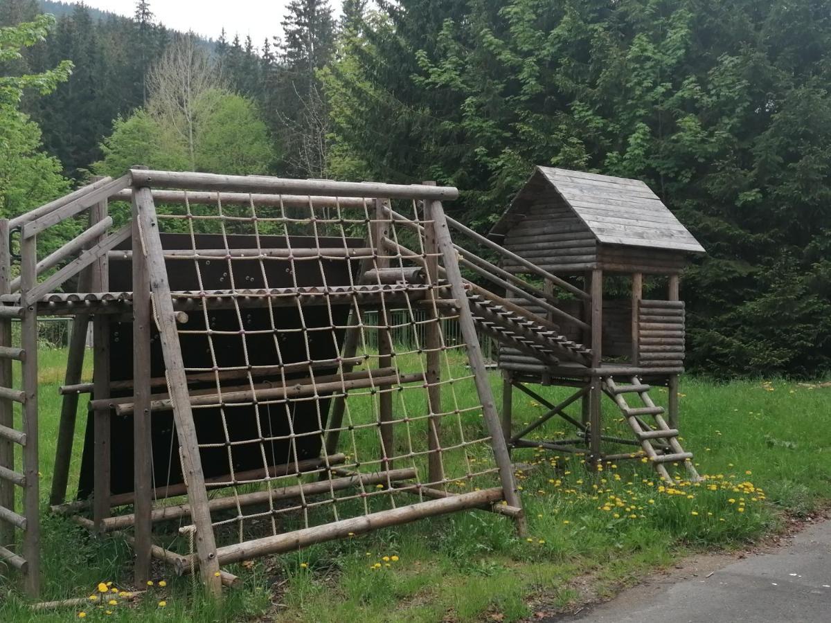 Hotylek Na Myte Hotel Harrachov Buitenkant foto