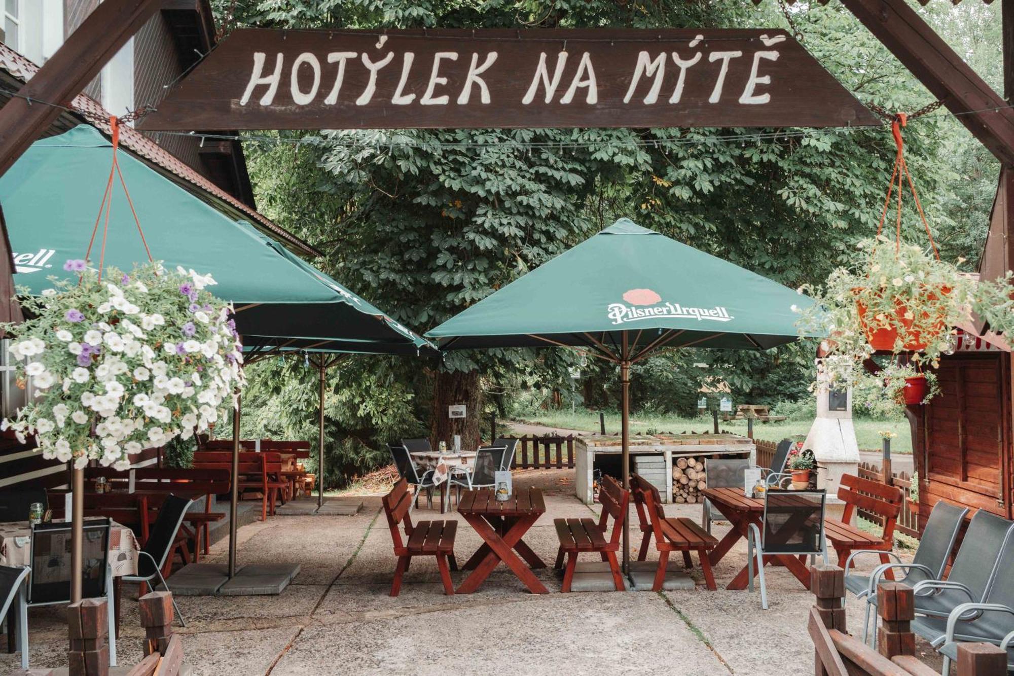Hotylek Na Myte Hotel Harrachov Buitenkant foto