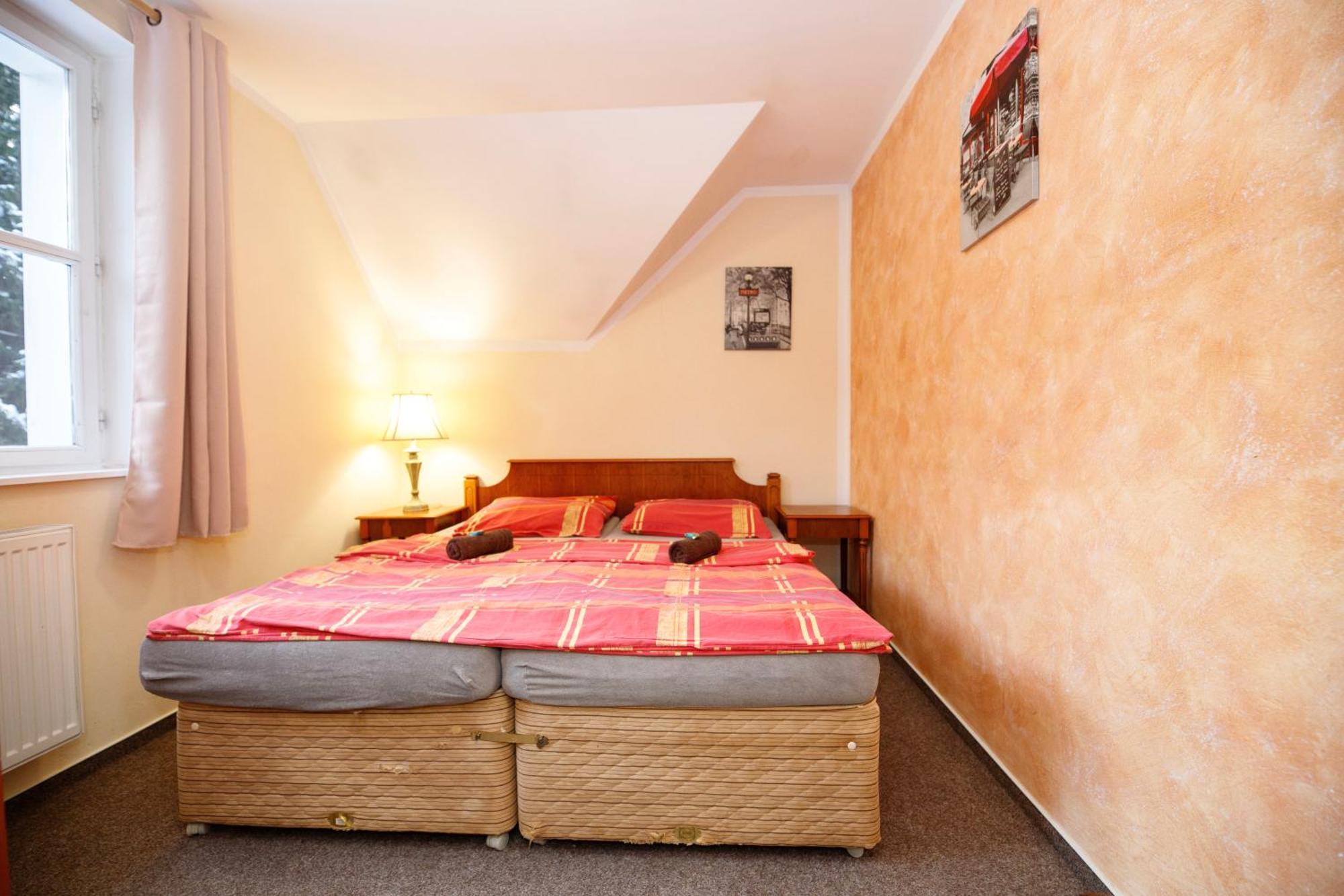 Hotylek Na Myte Hotel Harrachov Buitenkant foto