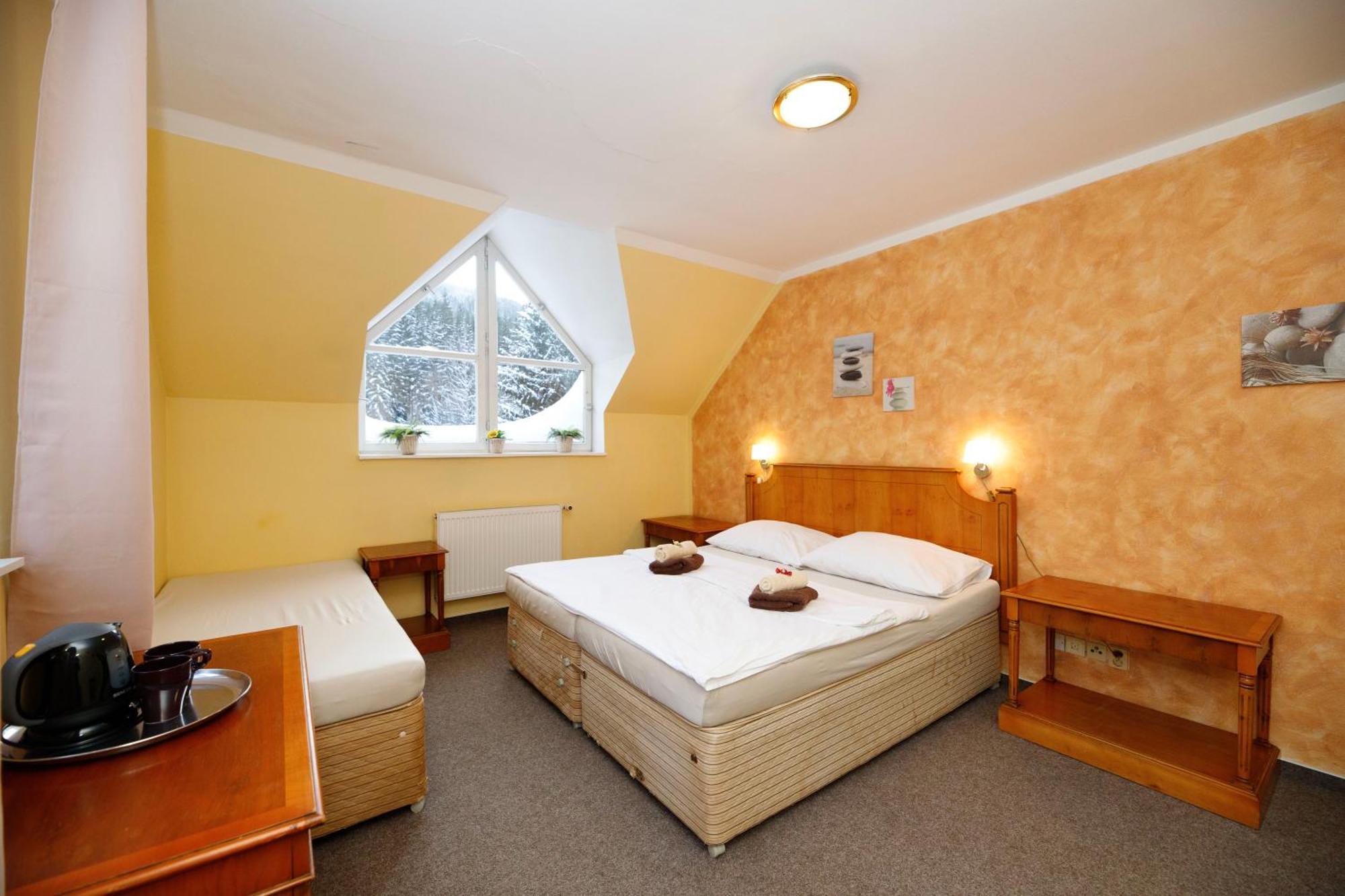 Hotylek Na Myte Hotel Harrachov Buitenkant foto