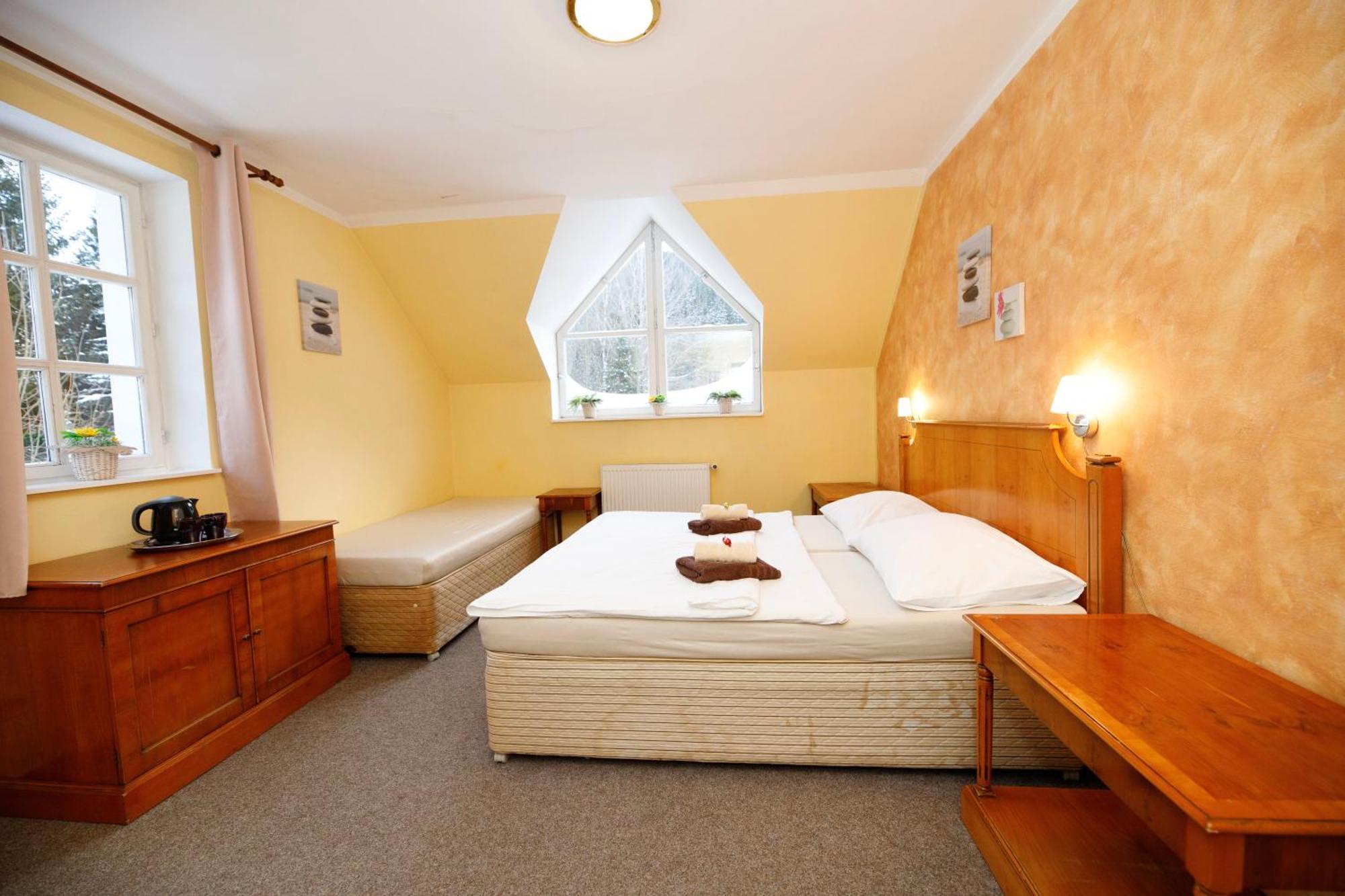 Hotylek Na Myte Hotel Harrachov Buitenkant foto